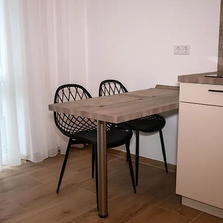 Mein Traeumchen Apartements- 7 Rose Stillvoll Und Zentral Uebernachten