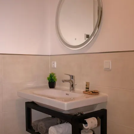 公寓 Mein Traeumchen Apartements- 7 Rose Stillvoll Und Zentral Uebernachten 比勒费尔德